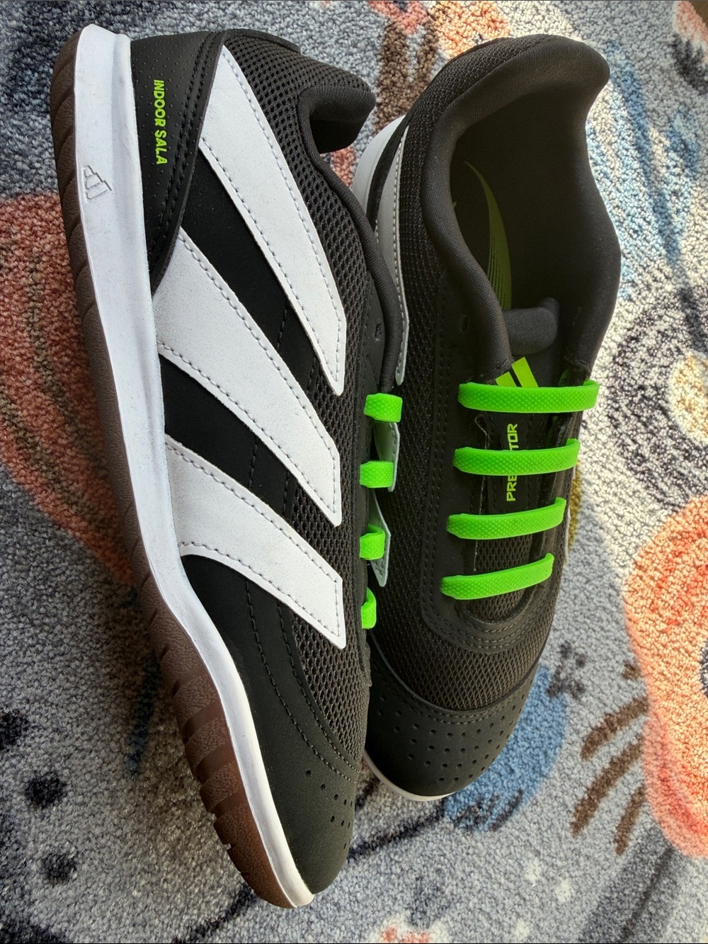 adidas Predator Indoor Soccer Shoes with no tie laces